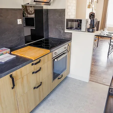 Kailhenn: Joli T3 Cosy, Bien Equipe, Proche Tram Brest